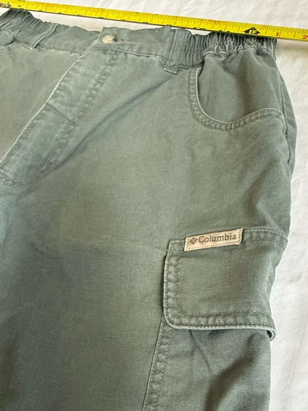 Vintage Columbia Gorpcore Cotton Cargo Shorts Women's Size 6 Sage Green Granola - Picture 6 of 7